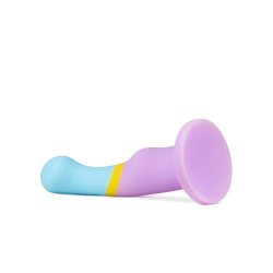 Avant - Silicone Dildo With Suction Cup - Heart of Gold